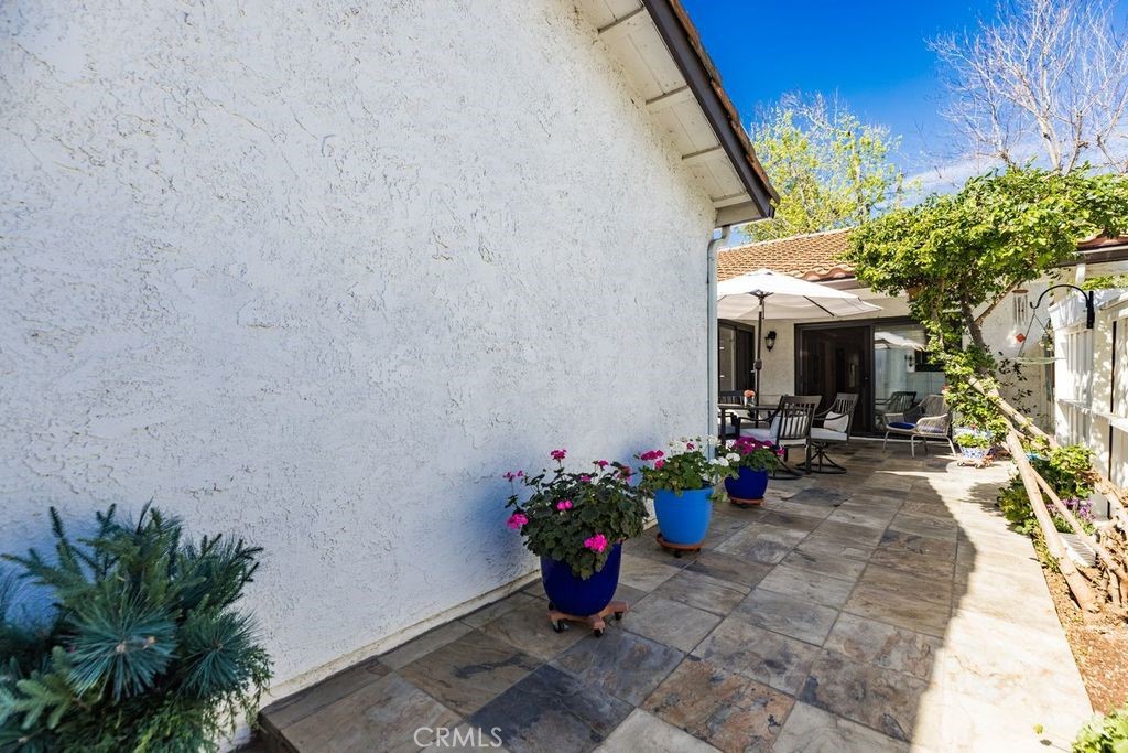 2805 Shoreview Circle