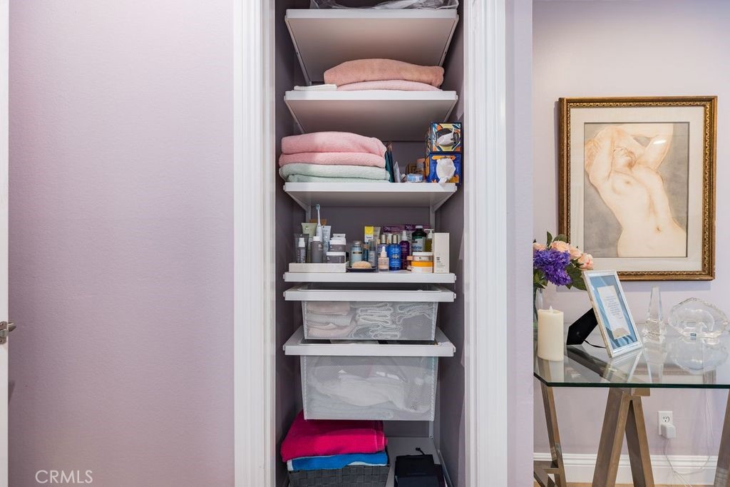 2805 Shoreview Circle