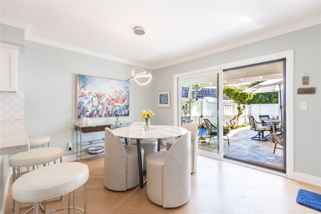 2805 Shoreview Circle