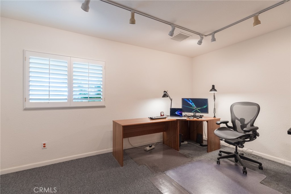 24529 Calvert Street