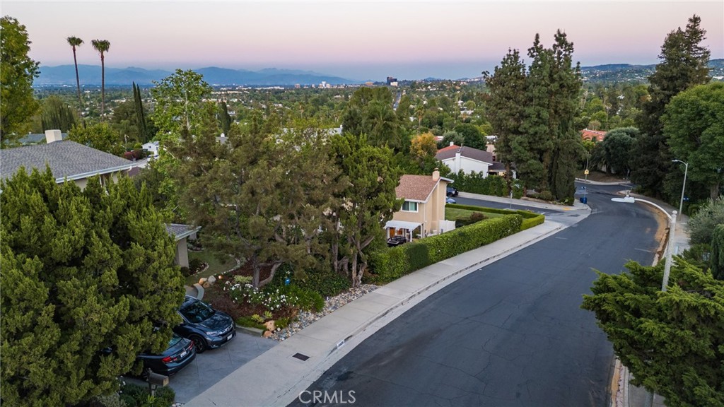 24529 Calvert Street