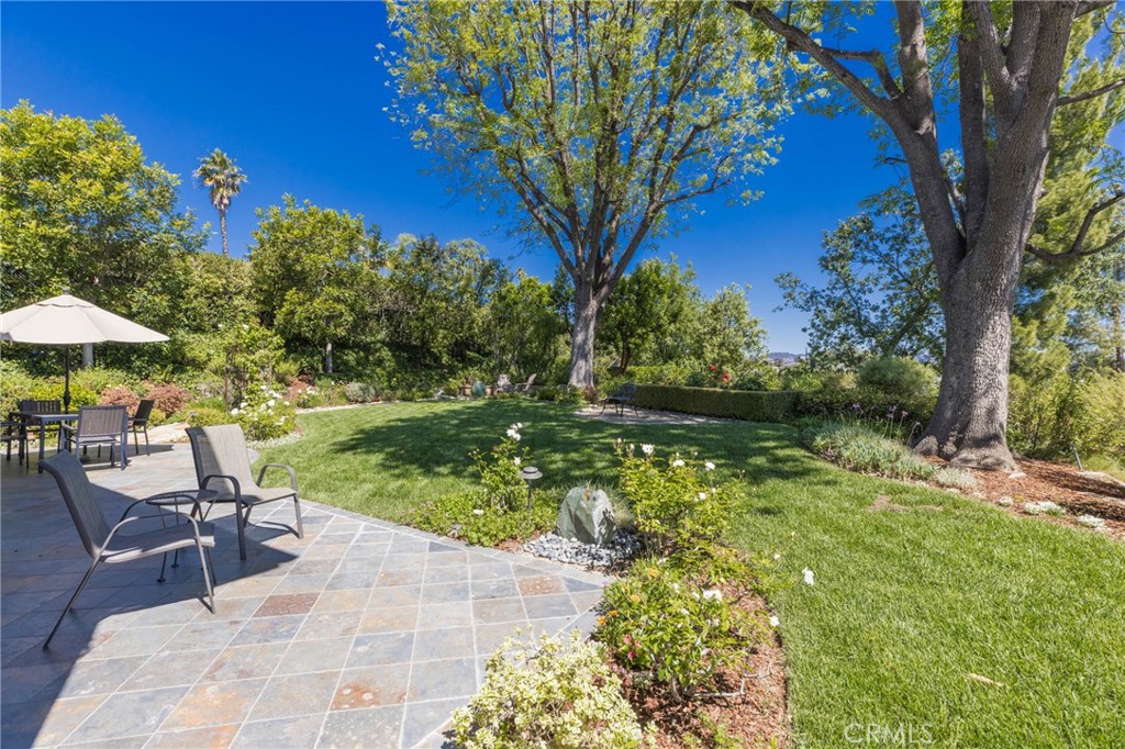 24529 Calvert Street