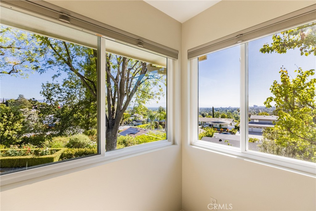 24529 Calvert Street