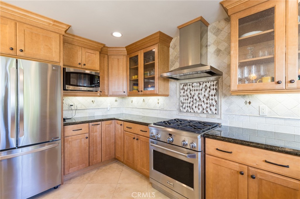 24529 Calvert Street