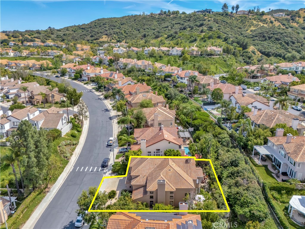 24876 Paseo Primario