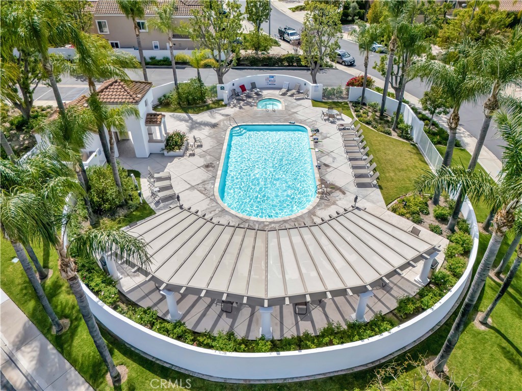 24876 Paseo Primario