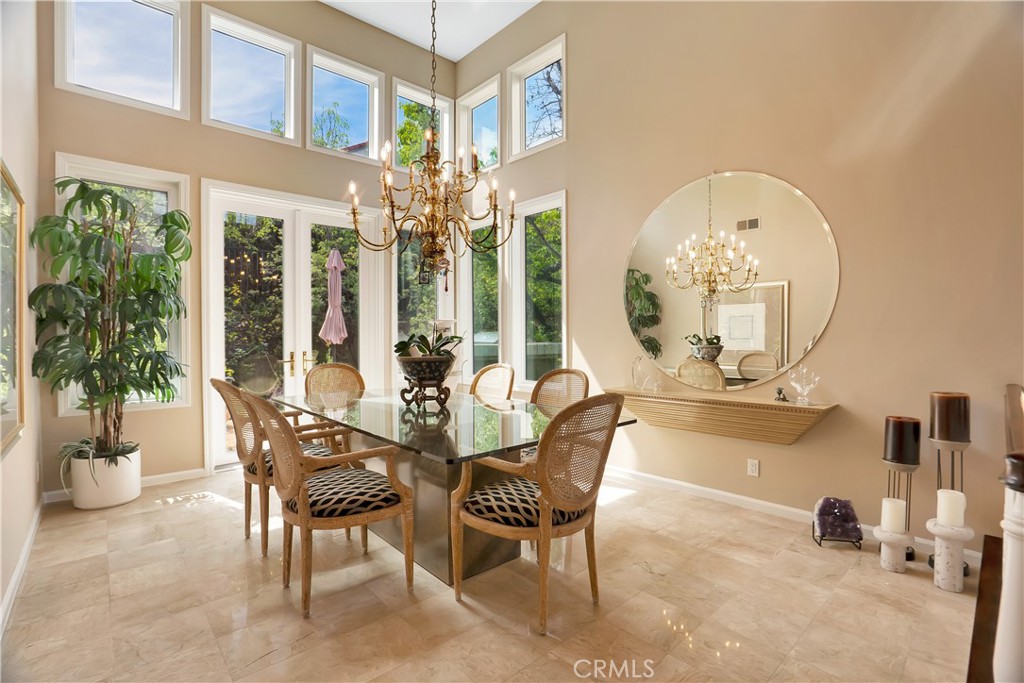 24876 Paseo Primario