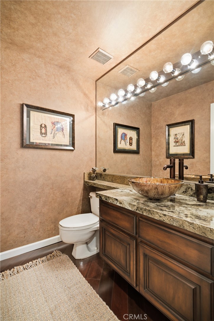 24876 Paseo Primario