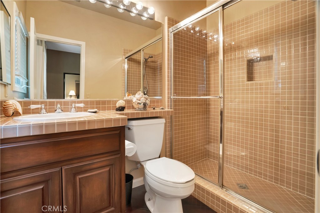 24876 Paseo Primario