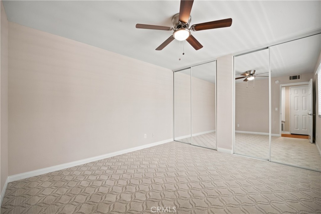 5540 Owensmouth 306