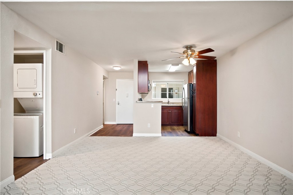 5540 Owensmouth 306