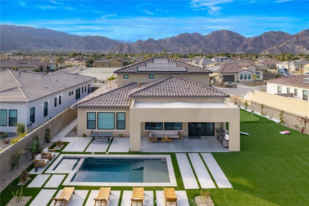 80495 Old Ranch S
