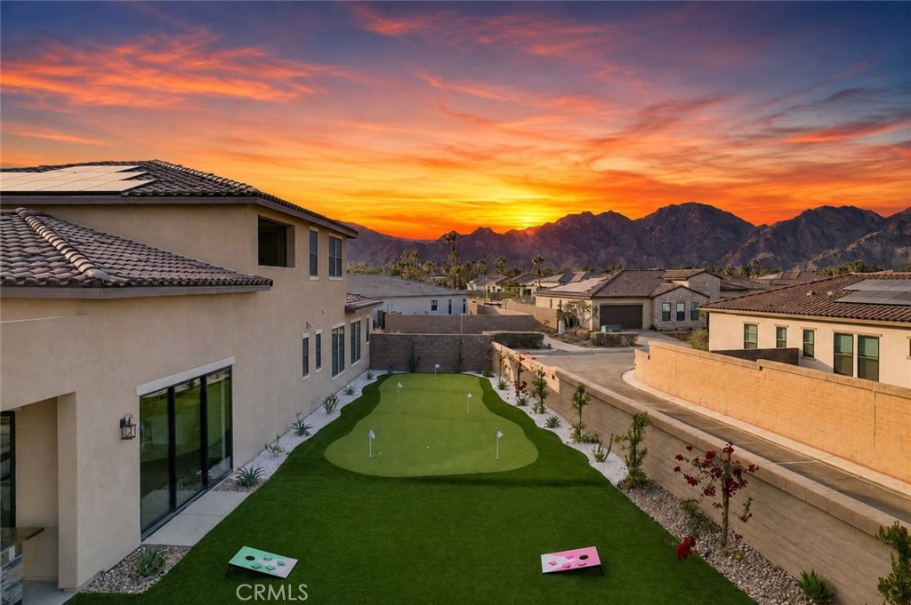 80495 Old Ranch S