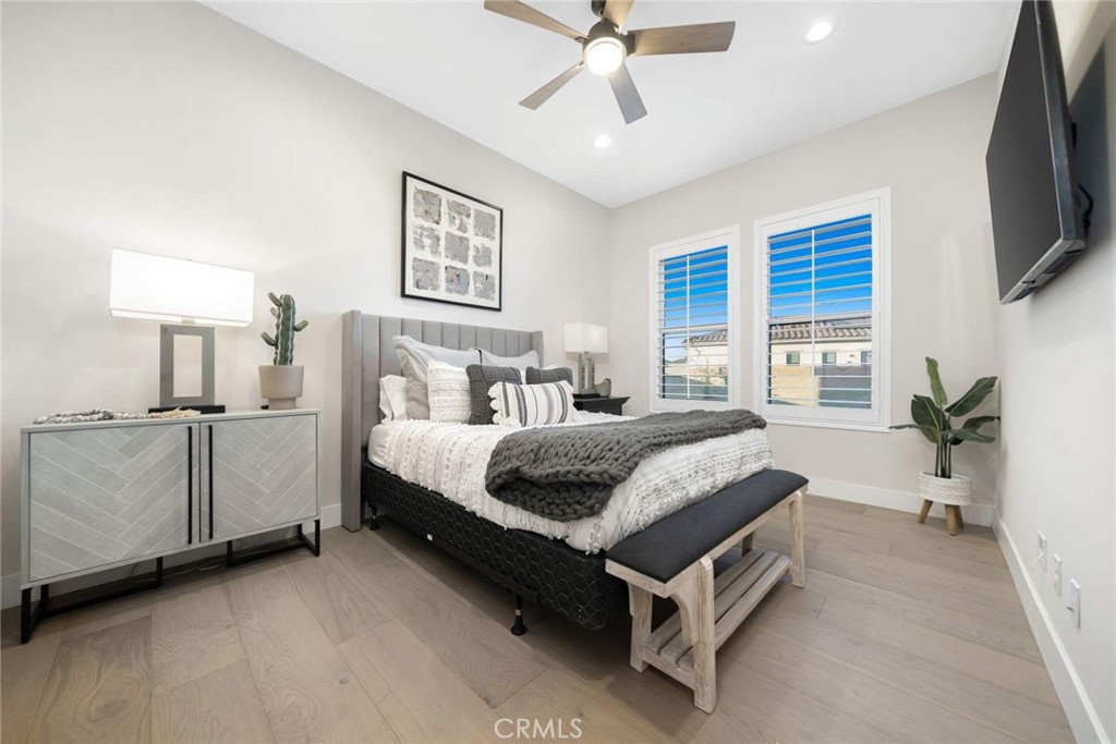 80495 Old Ranch S