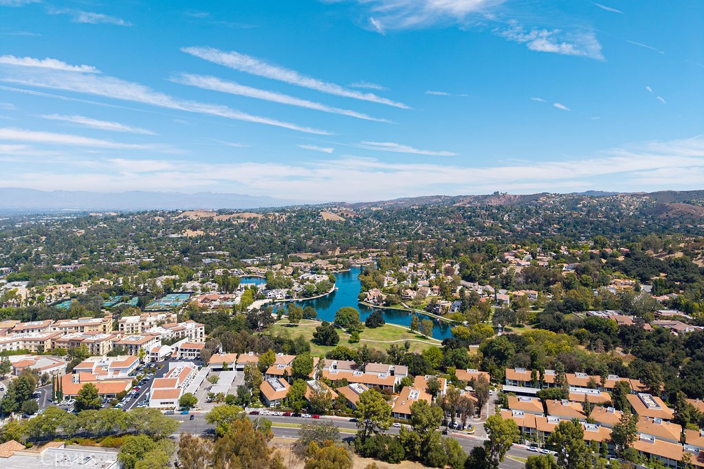 4716 Park Granada 198