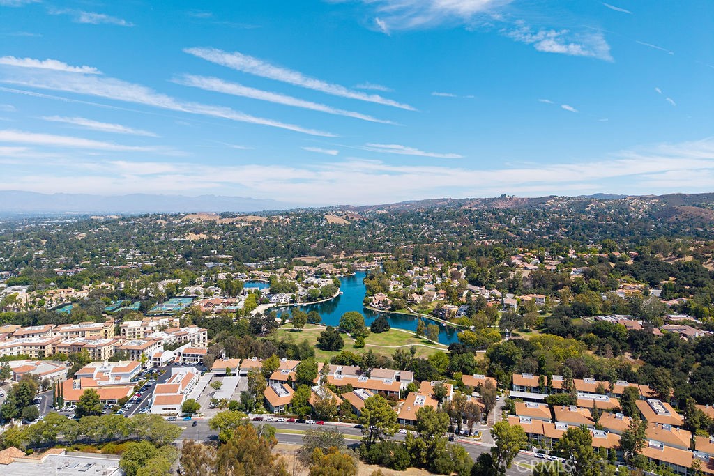 4716 Park Granada 198