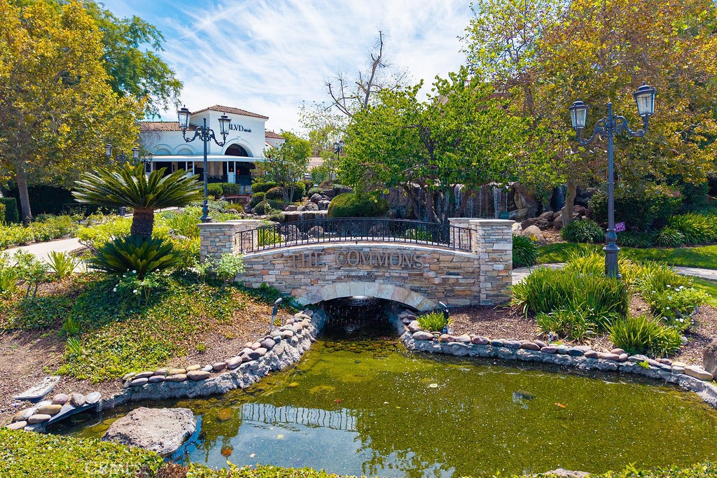 4716 Park Granada 198
