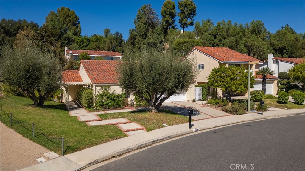 23252 Park Ensenada