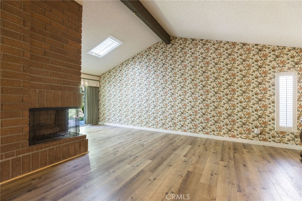 23252 Park Ensenada