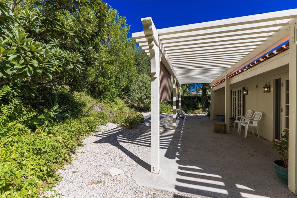 23252 Park Ensenada