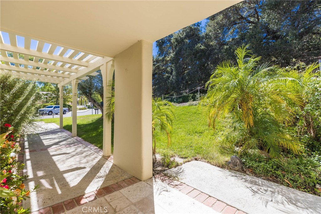 23252 Park Ensenada