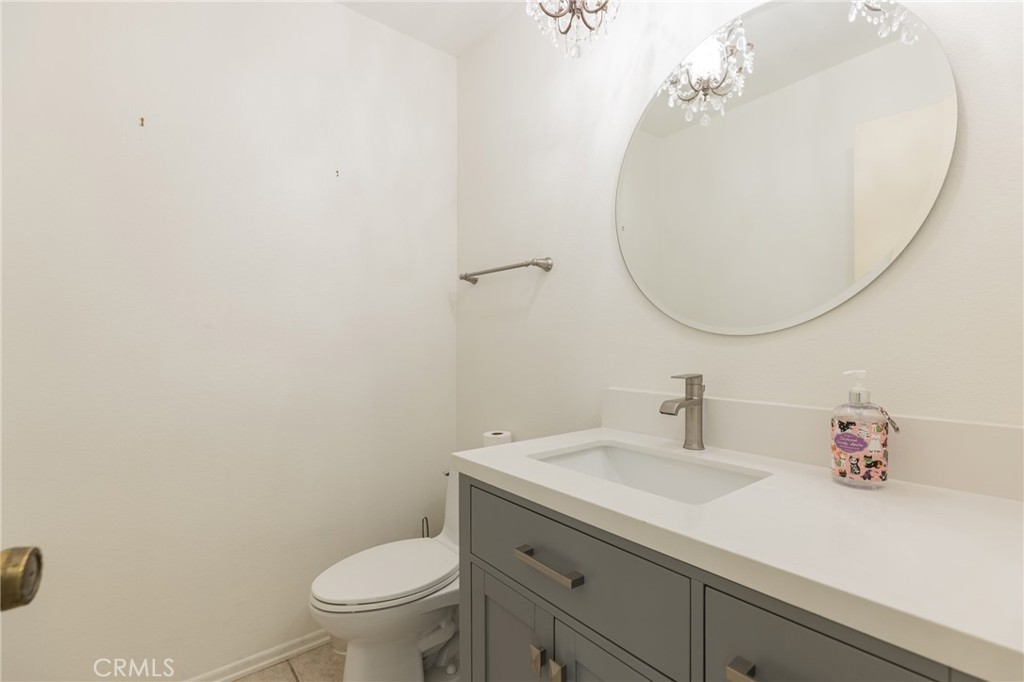 23252 Park Ensenada