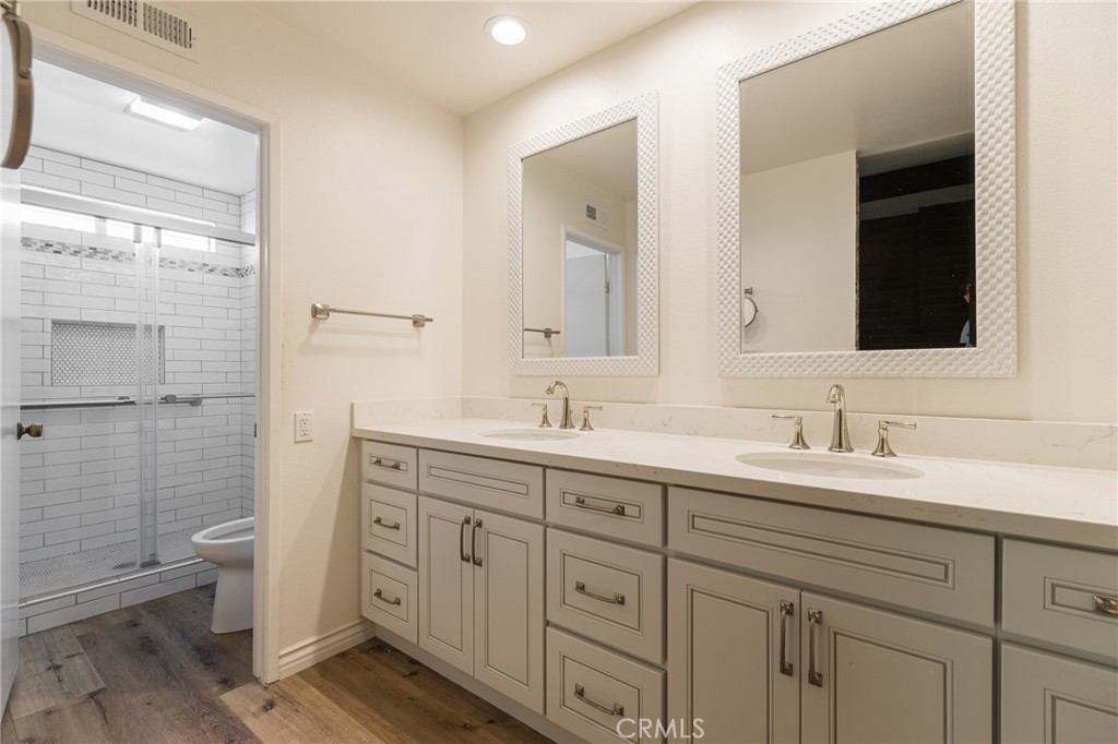 23252 Park Ensenada