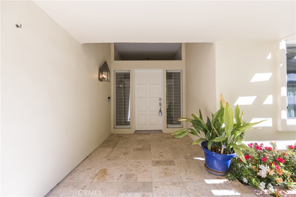 23252 Park Ensenada
