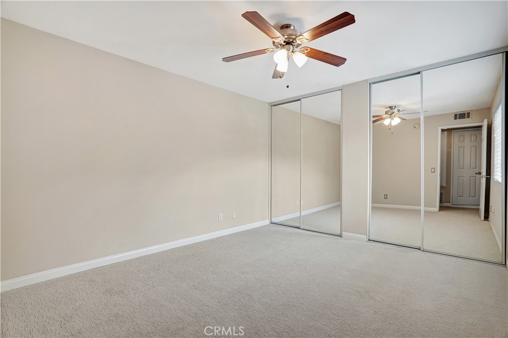 5510 Owensmouth Avenue 328