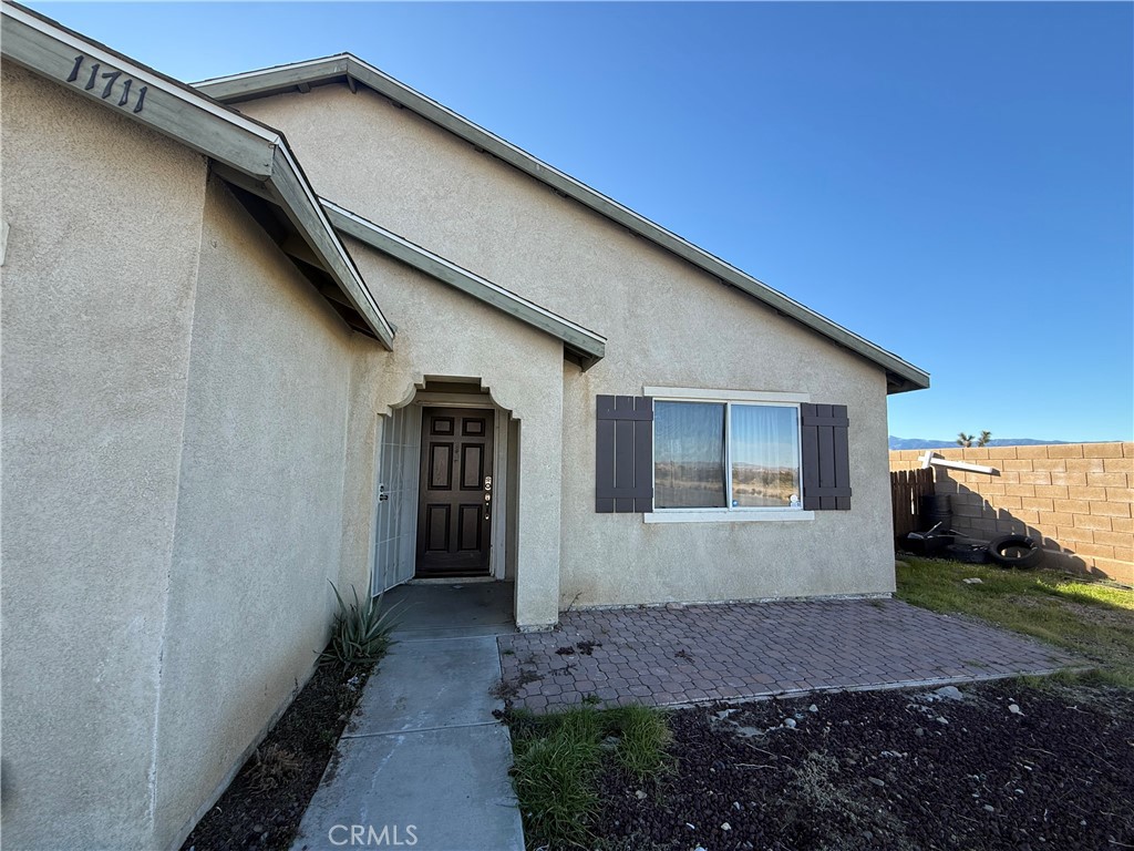 11711 Cliffwood