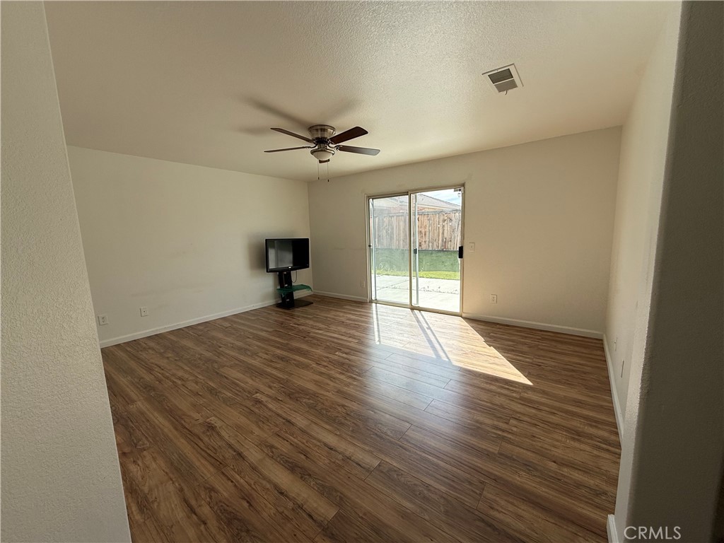 11711 Cliffwood