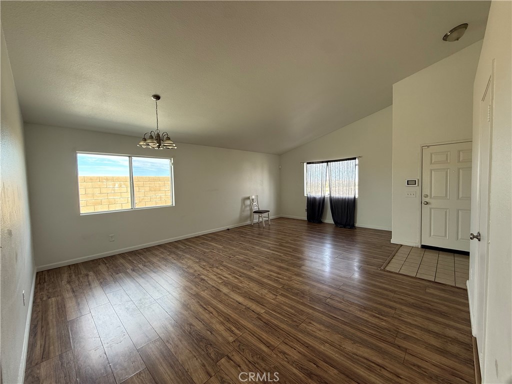 11711 Cliffwood