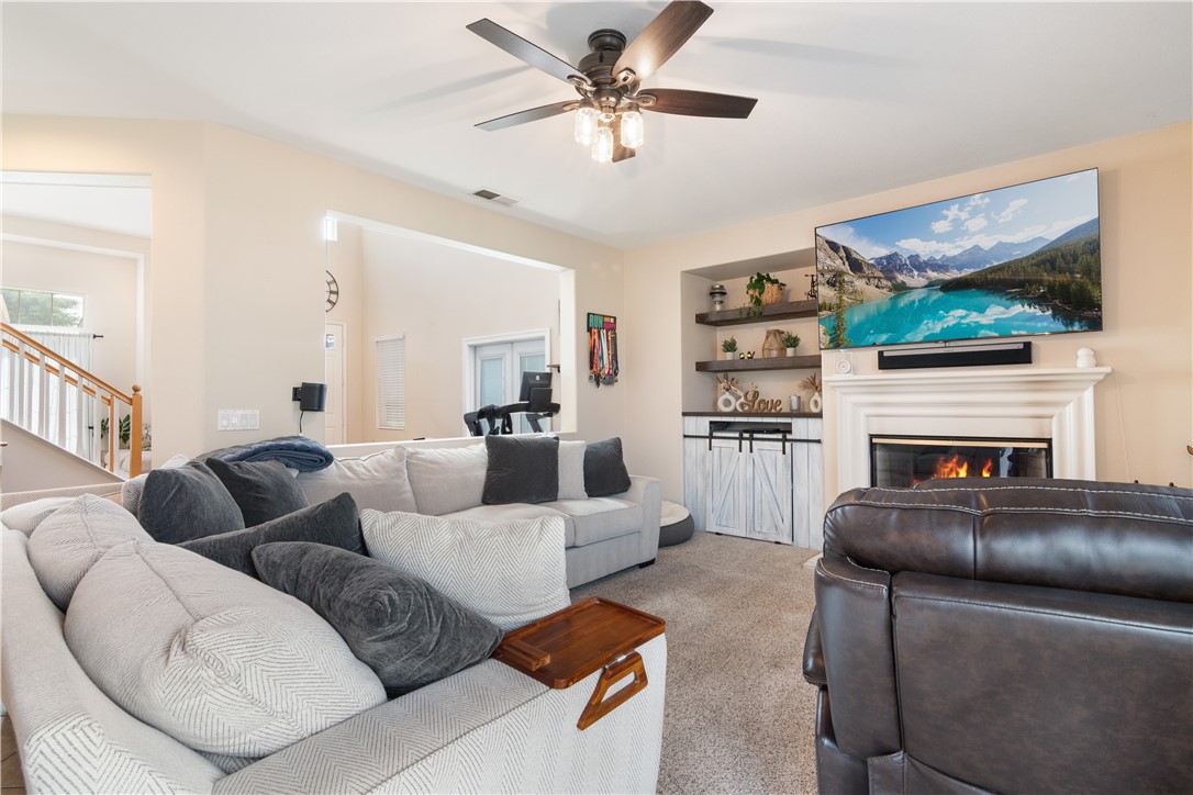33611 Delphinium Lane