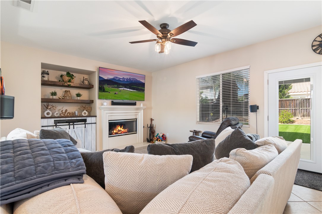 33611 Delphinium Lane