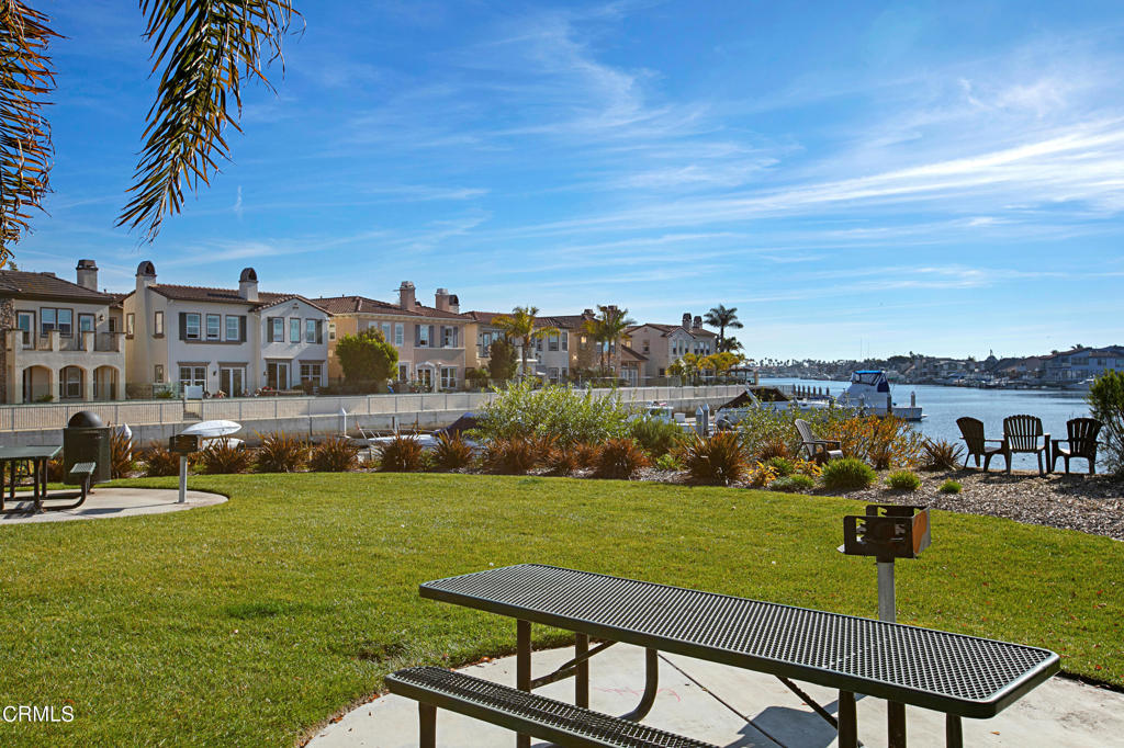 1304 Twin Tides Place