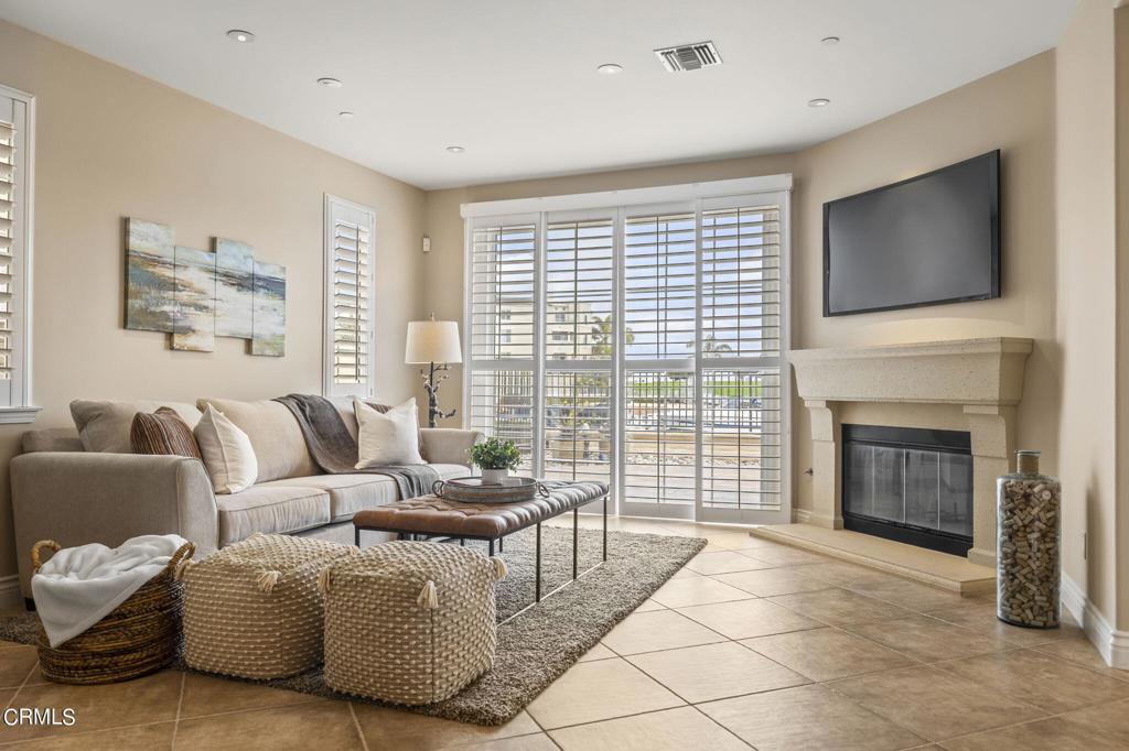 1304 Twin Tides Place