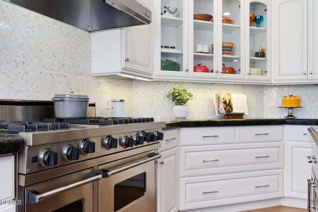 7159 Los Coyotes Place