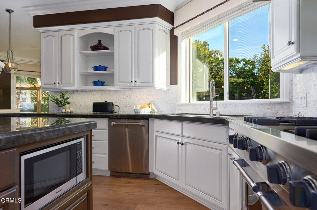 7159 Los Coyotes Place