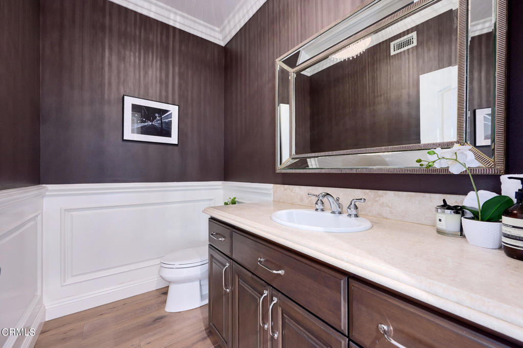 7159 Los Coyotes Place