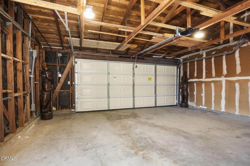 5104 Beachcomber Street