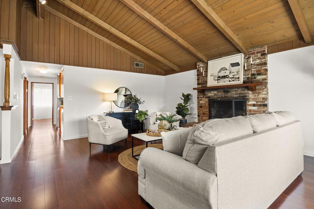 5104 Beachcomber Street