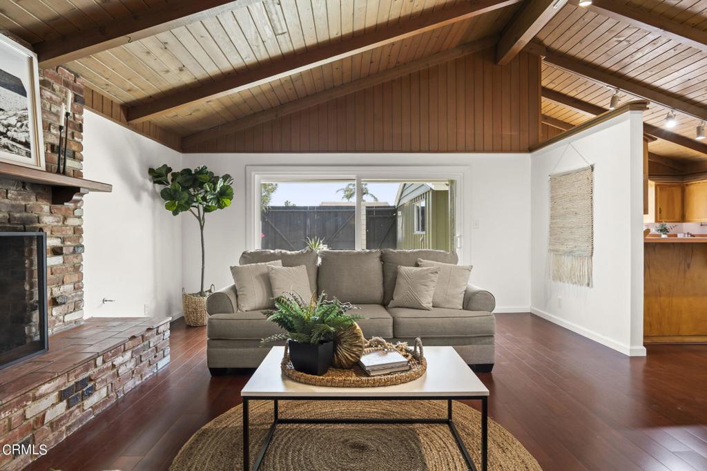 5104 Beachcomber Street