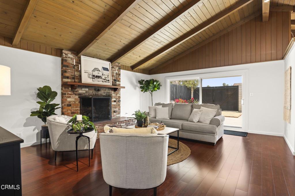 5104 Beachcomber Street