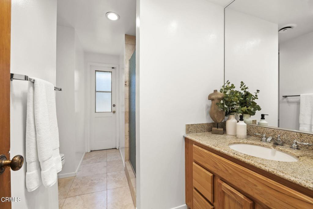 5104 Beachcomber Street