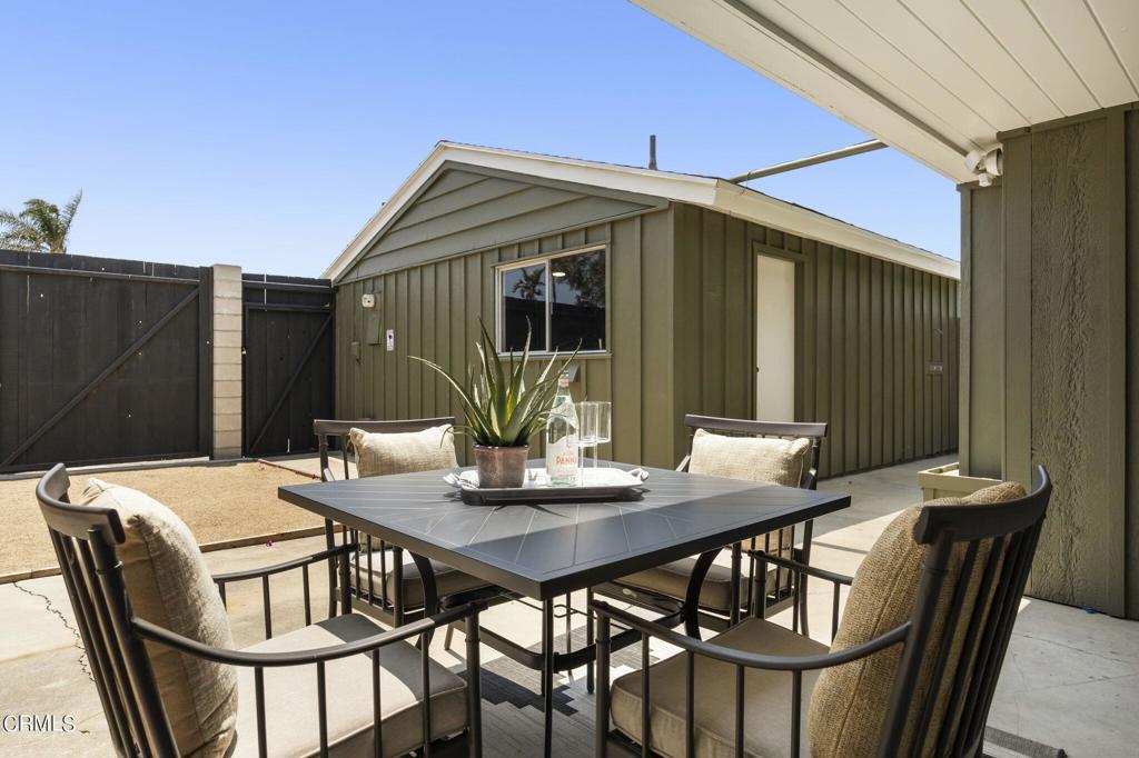 5104 Beachcomber Street