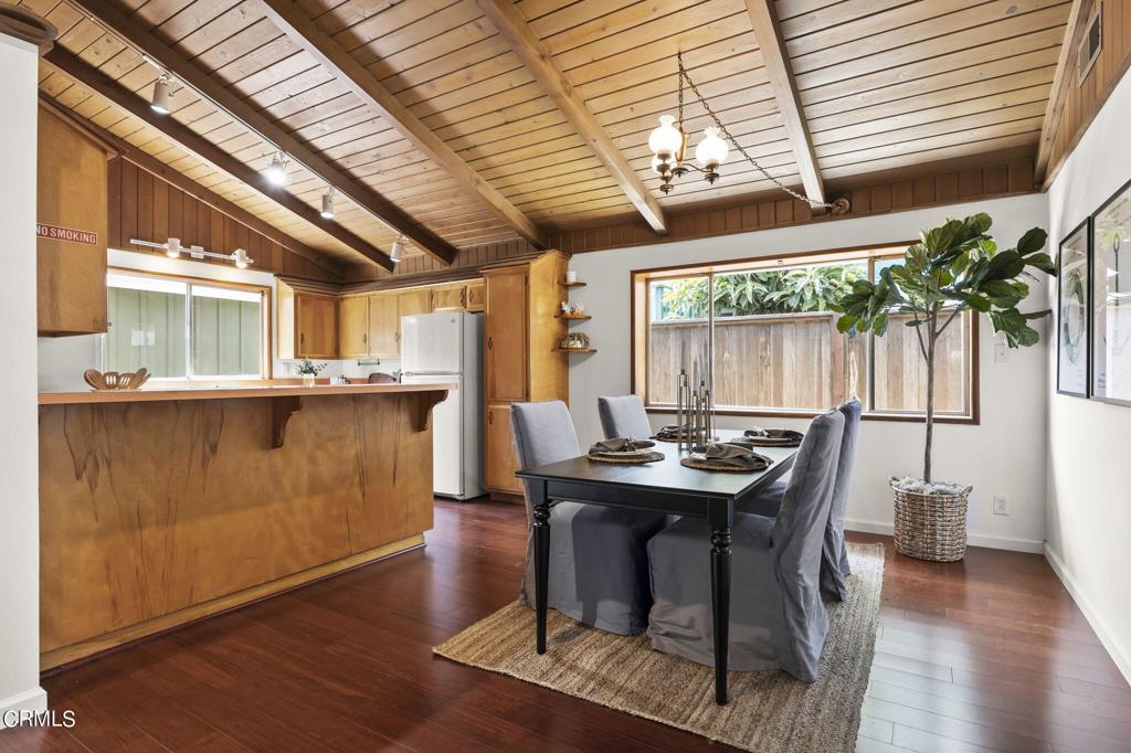 5104 Beachcomber Street