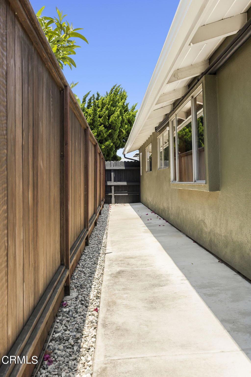 5104 Beachcomber Street