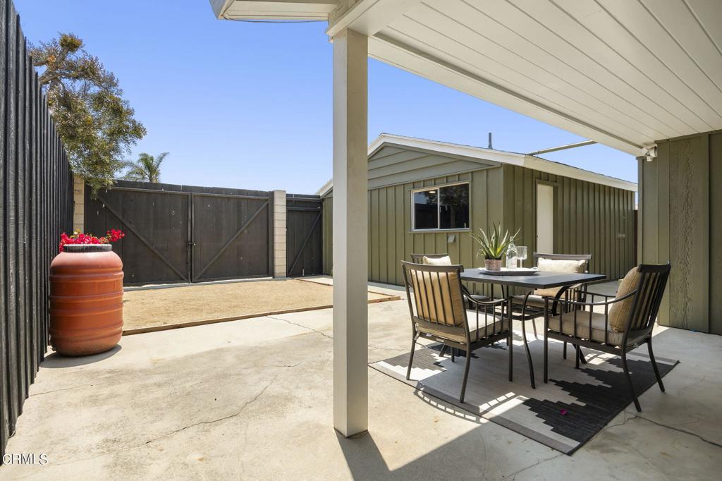 5104 Beachcomber Street