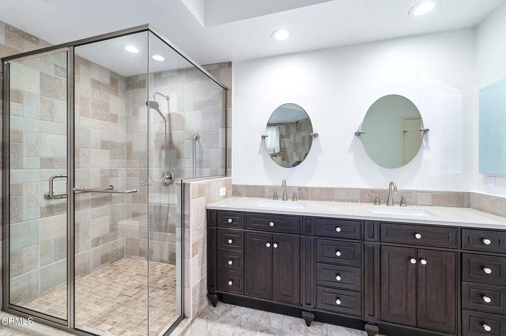 4229 Harbour Island Lane