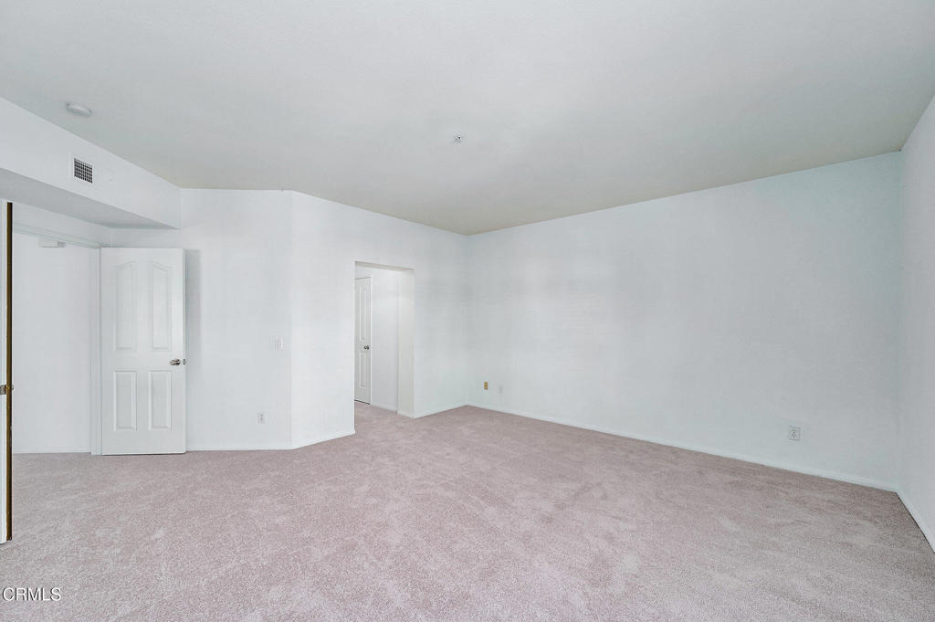 4229 Harbour Island Lane